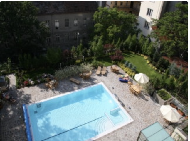 House and surroundings